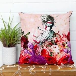 NWT Alice in Wonderland Velvet Pillow